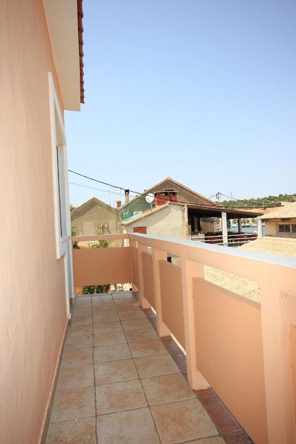 Apartments By The Sea Sali, Dugi Otok - 8121 Eksteriør bilde